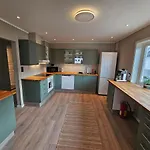 Newly Renovated In Beautiful Haramsoy Апартаменты Олесунн
